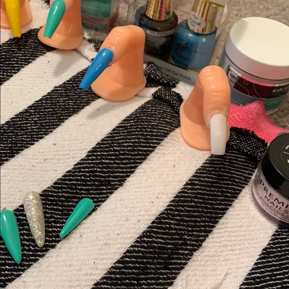 Customized press-on nails - Picture 4 of 4